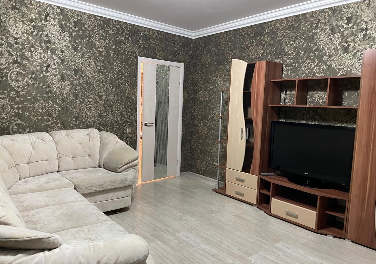 квартира г Азов ул Красногоровская 21к/2 фото 1