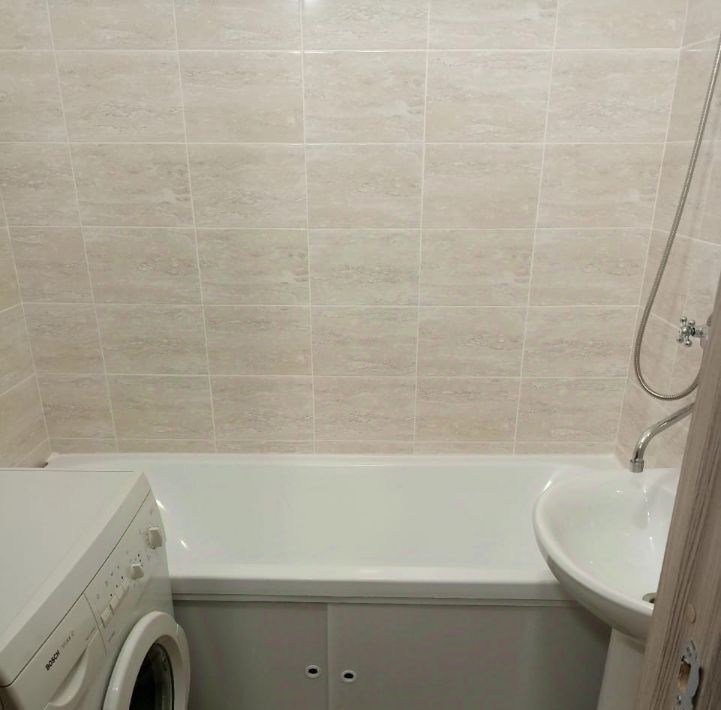 квартира г Красноярск р-н Октябрьский ул Елены Стасовой 48а фото 8