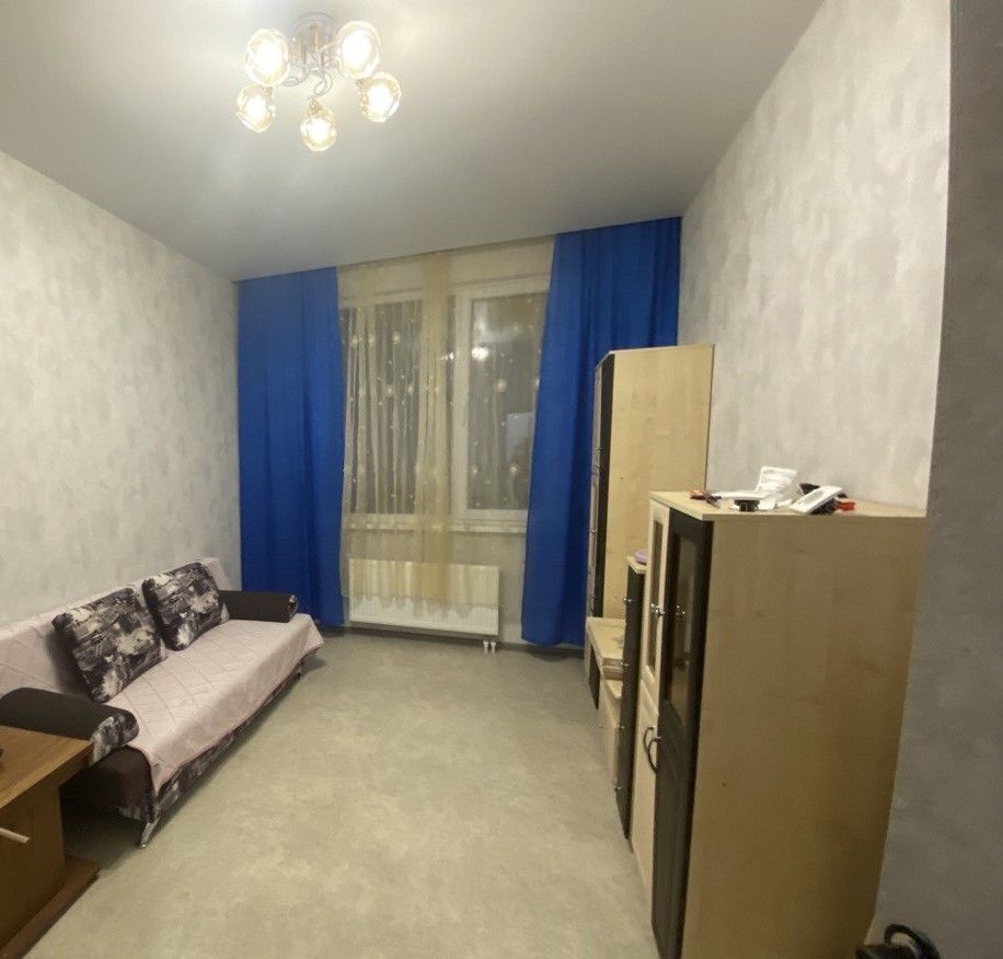 квартира г Симферополь пр-кт Александра Суворова 15к/5 фото 2
