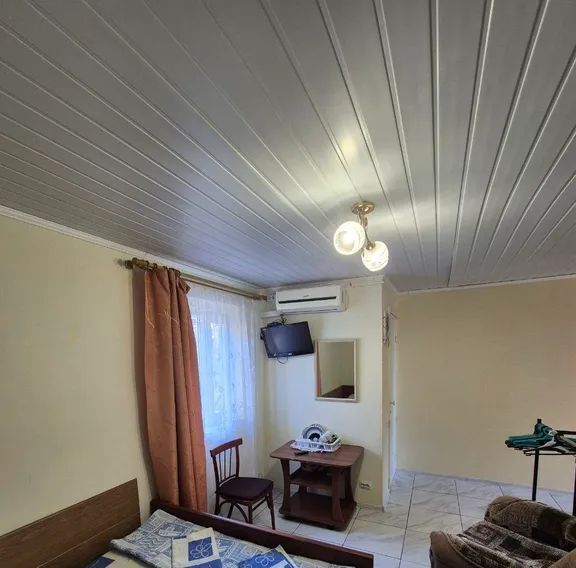 комната р-н Приморско-Ахтарский г Приморско-Ахтарск ул Октябрьская 16 фото 2