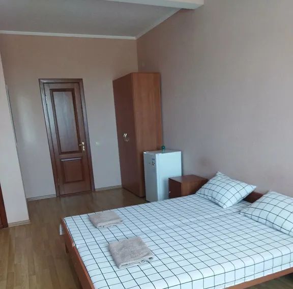 комната г Феодосия с Береговое ул Солнечная 41а фото 3