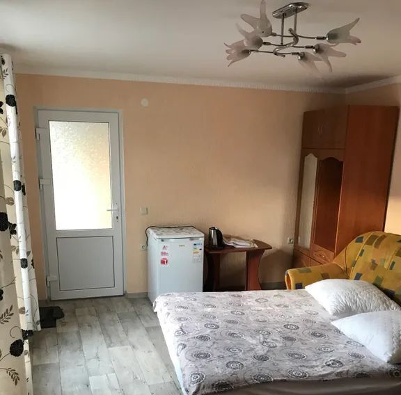 комната г Феодосия ул Московская 29 фото 3
