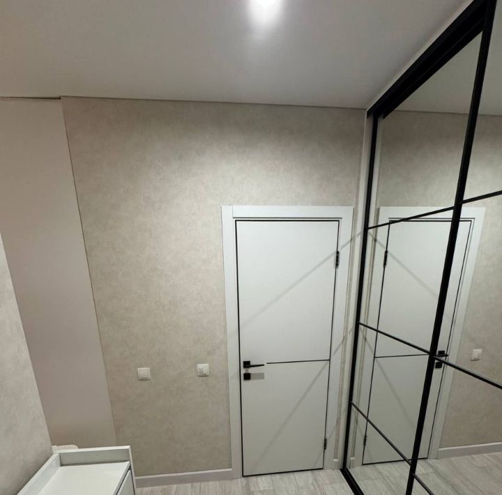 квартира г Красноярск р-н Центральный ул Караульная 43/2 фото 3