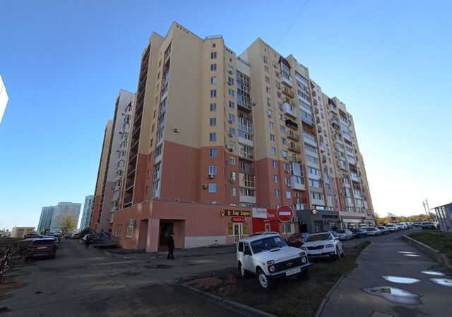 квартира р-н Волжский ул им Менякина Ю.И. 4 фото