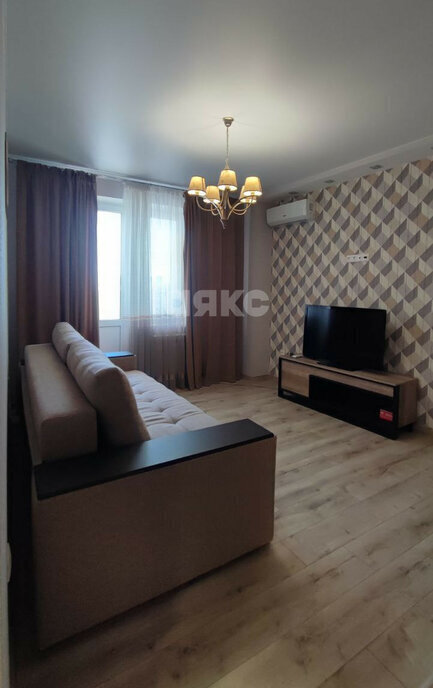 квартира г Волгоград район Семь Ветров б-р 30-летия Победы 50 фото 3