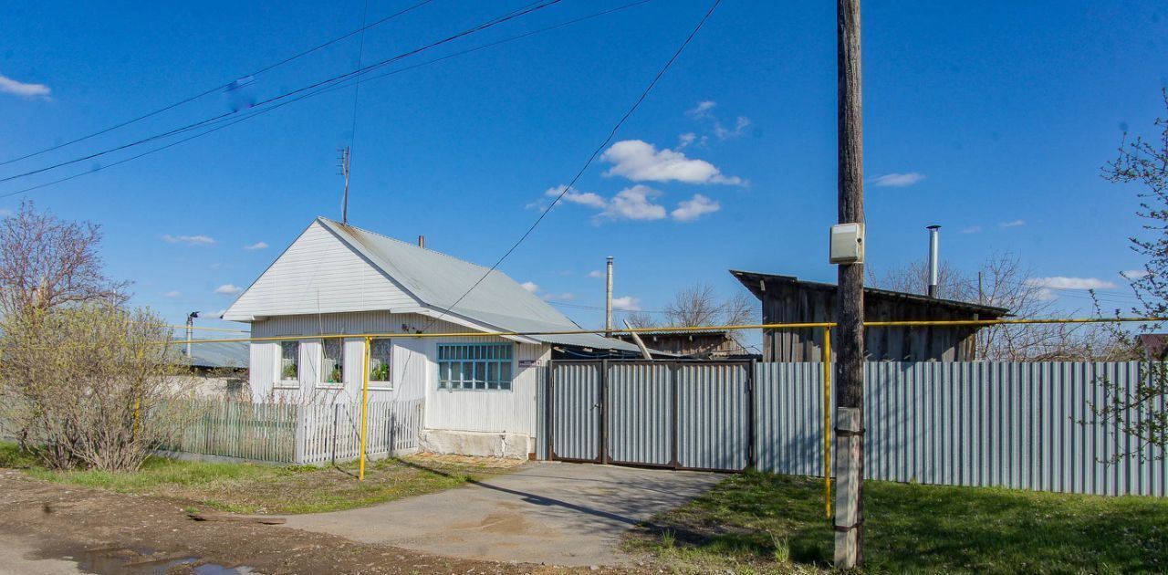 дом р-н Богдановичский г Богданович пер Станционный 4 фото 1