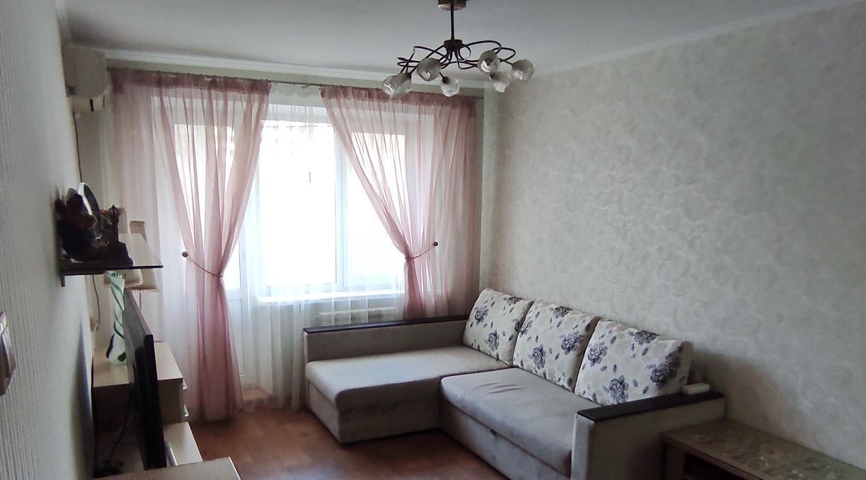 квартира г Саратов р-н Кировский проезд 1-й Магнитный 6 фото 7