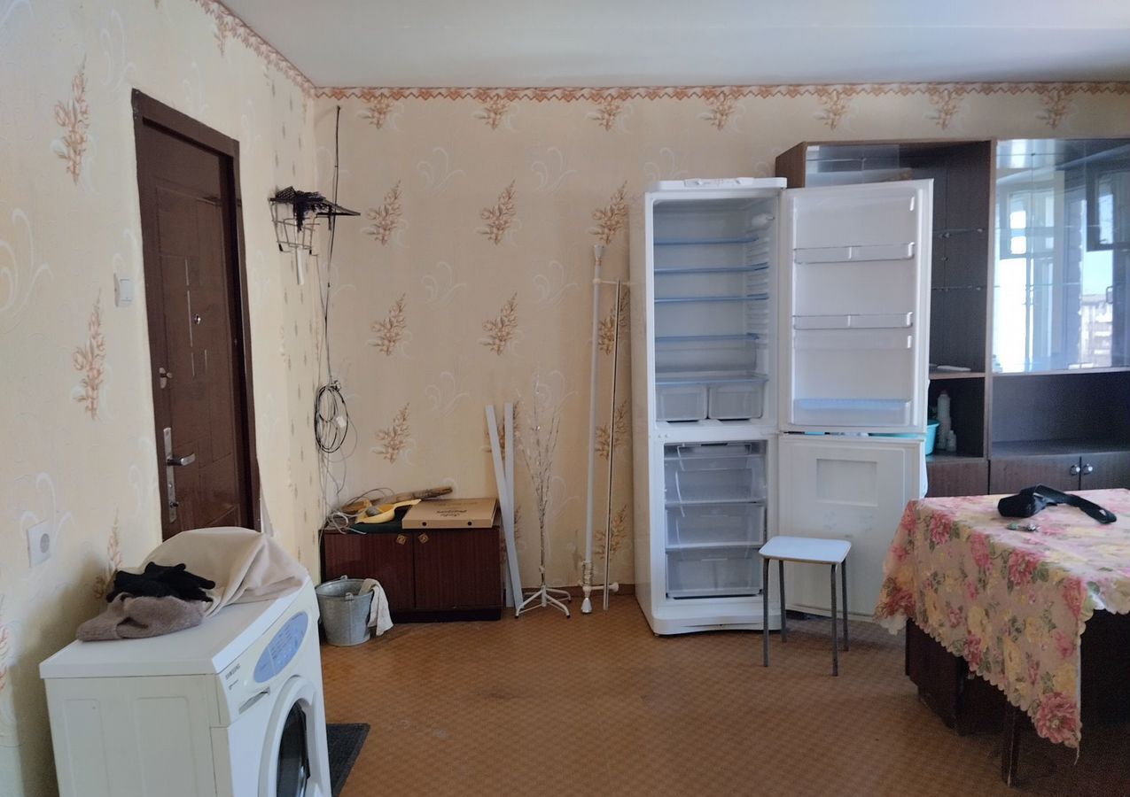 комната г Новоуральск ул Комсомольская 10 фото 2