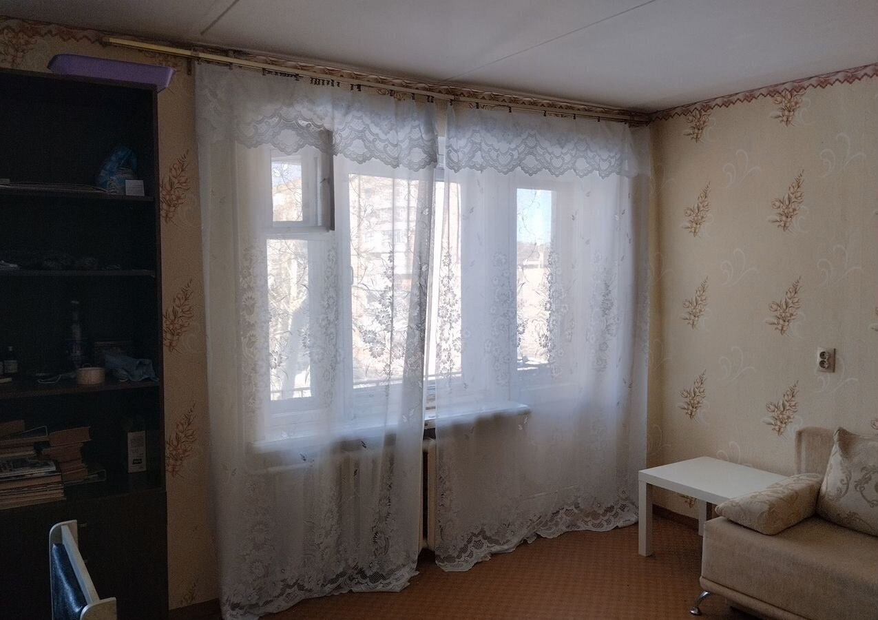 комната г Новоуральск ул Комсомольская 10 фото 3