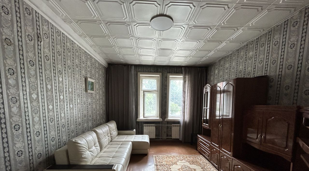 квартира г Новокузнецк р-н Центральный ул Кутузова 10 фото 2