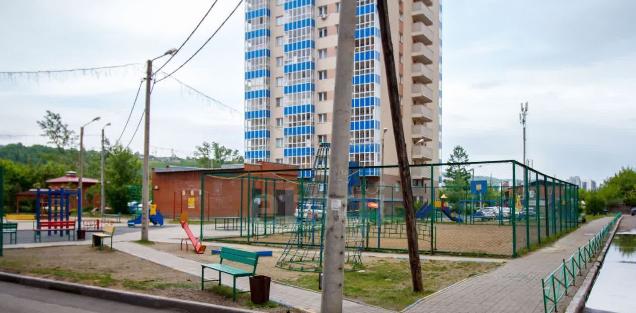 квартира г Красноярск р-н Свердловский ул Судостроительная 25д фото 32