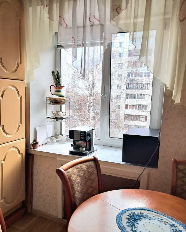 квартира г Тюмень р-н Центральный проезд Шаимский 8 мкр-н Ватутина фото 3