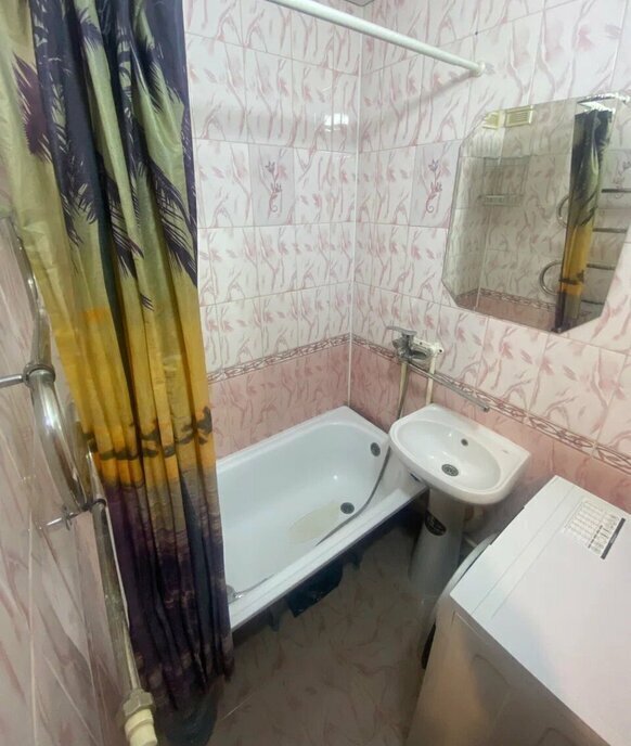 квартира г Каменск-Шахтинский ул Мусина 82 фото 1