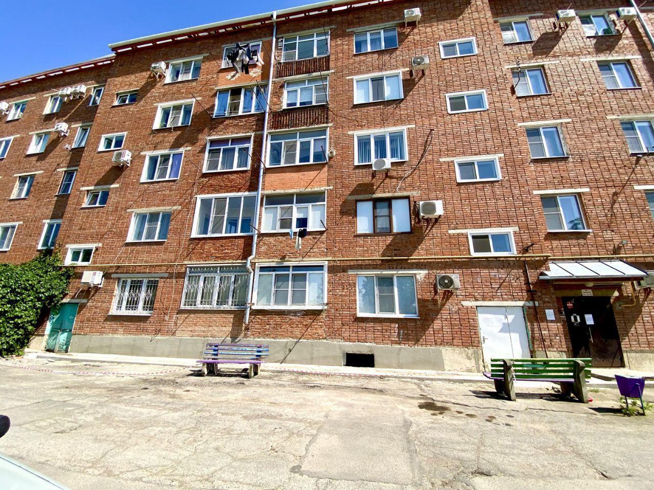 квартира р-н Лабинский г Лабинск Лабинское городское поселение, улица Богдана Хмельницкого, 116/1 фото 1