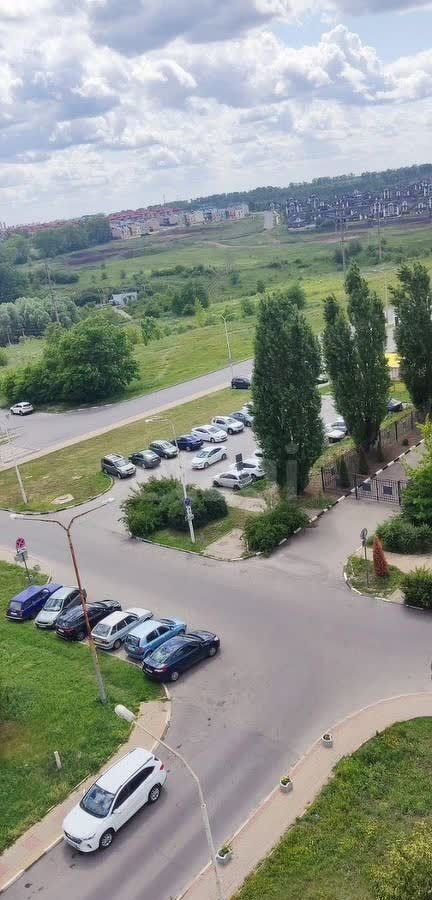 квартира г Белгород Западный ул Есенина 46 фото 2