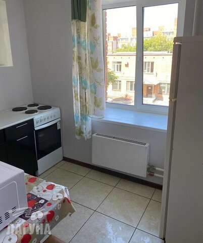 р-н Кировский ул Савиных 4а фото
