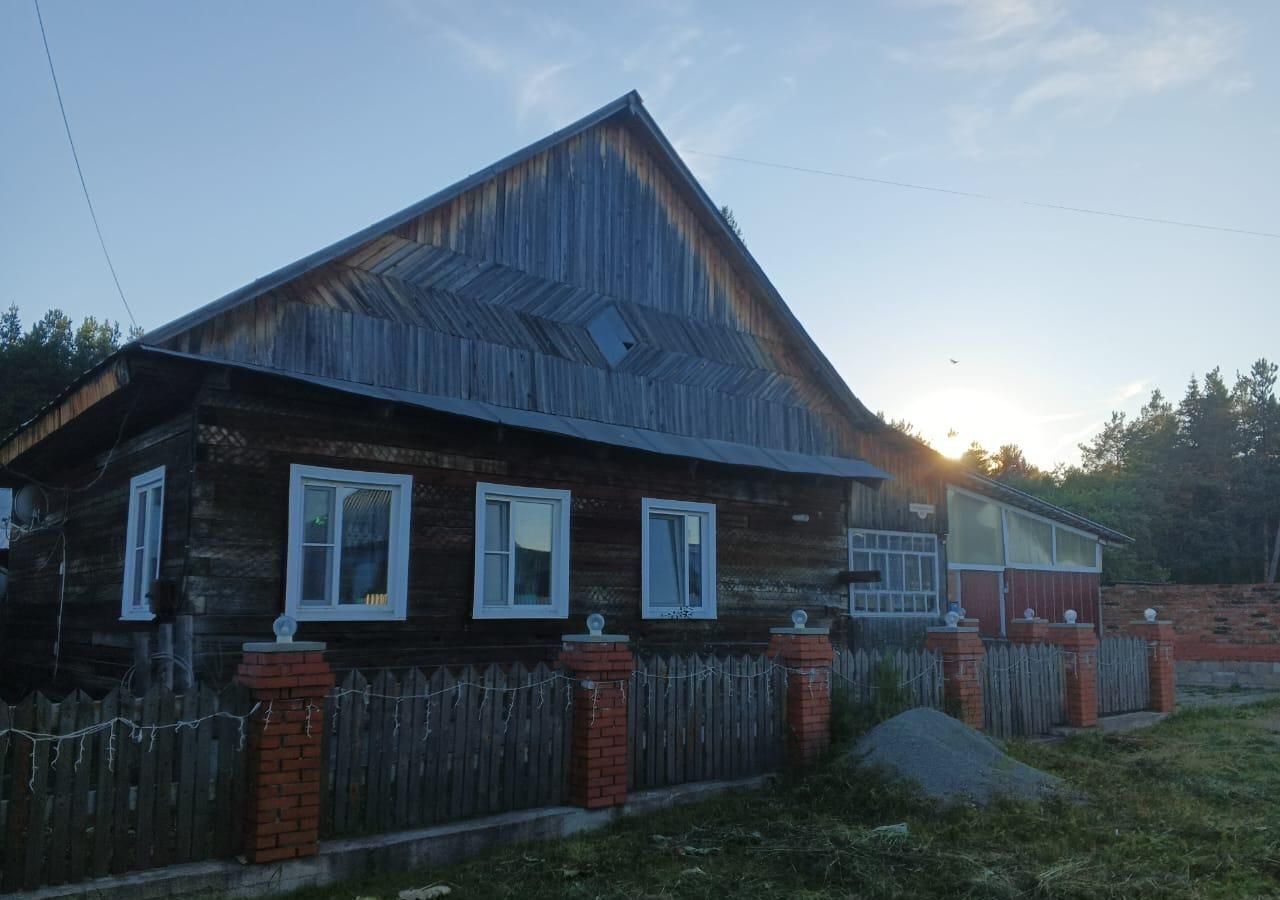 дом г Североуральск ул Островского фото 1