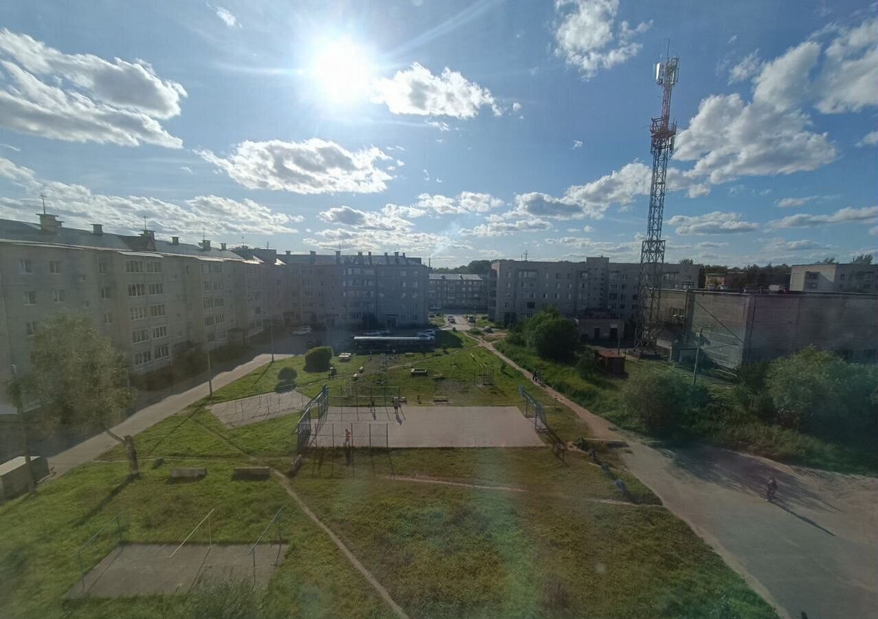 квартира г Коряжма ул Архангельская 5б фото 12