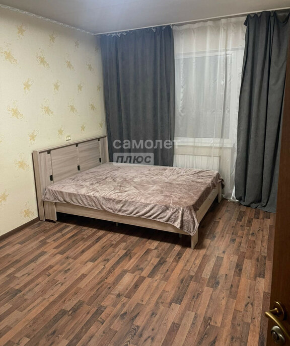 квартира г Екатеринбург р-н Кировский Уральская ул Уральская 77 фото 1
