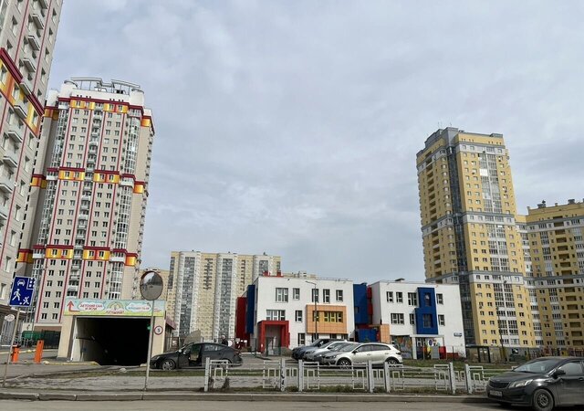 машиноместо г Екатеринбург р-н Чкаловский Чкаловская ул Циолковского 29а фото