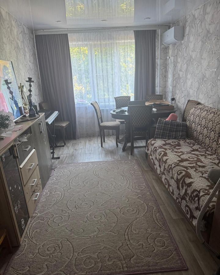 квартира г Тольятти р-н Автозаводский 4 квартал ул Свердлова 48 фото 2
