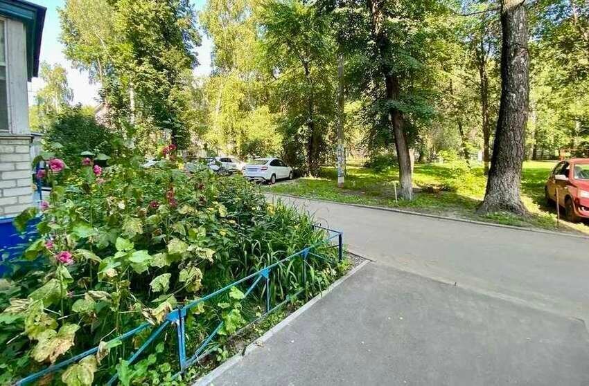 квартира г Ульяновск р-н Засвияжский пр-кт 50-летия ВЛКСМ 12 фото 1