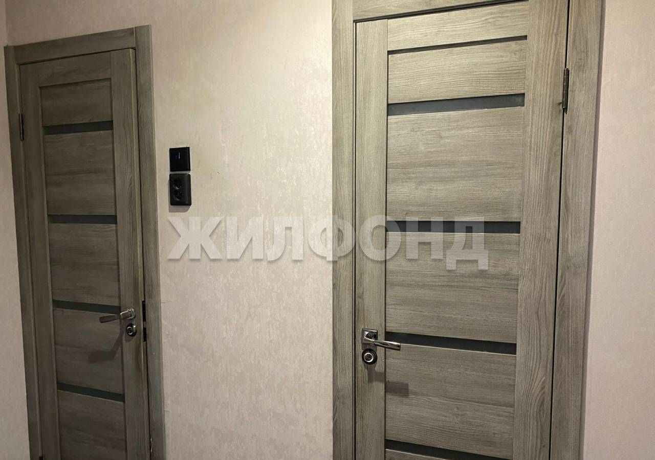 квартира г Новосибирск р-н Октябрьский Золотая Нива ул Лазурная 2 фото 10