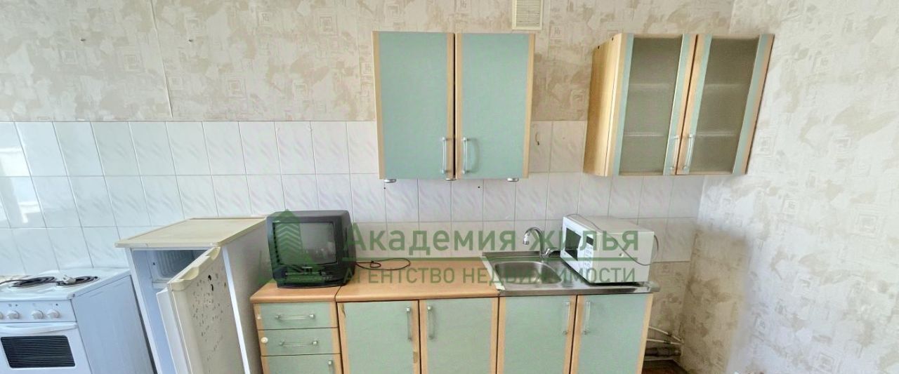 квартира г Саратов р-н Кировский пр-кт им 50 лет Октября 4/10 фото 10