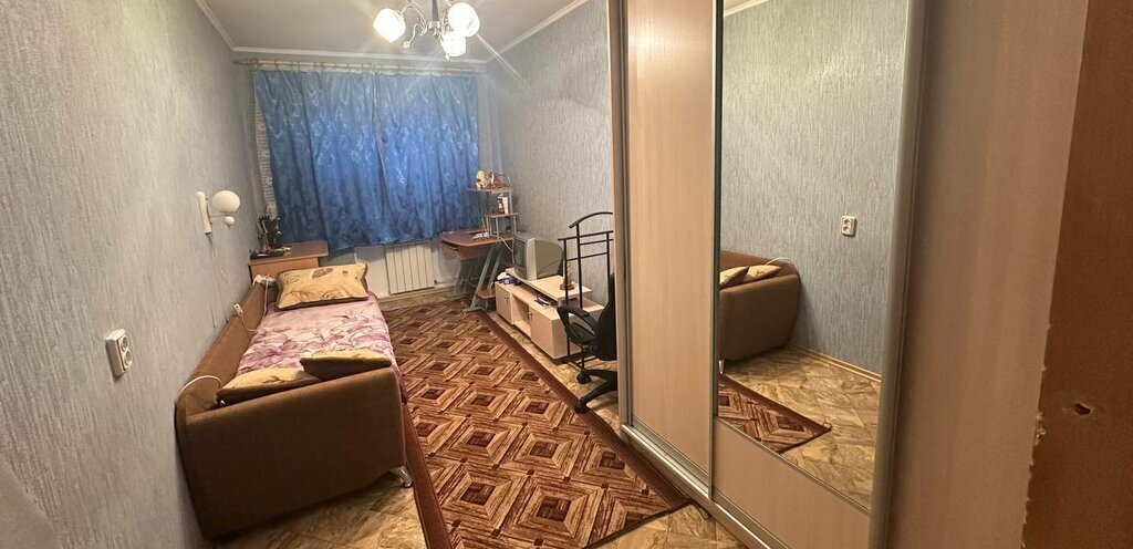 квартира г Волгоград р-н Дзержинский ул Московская 21 фото 2