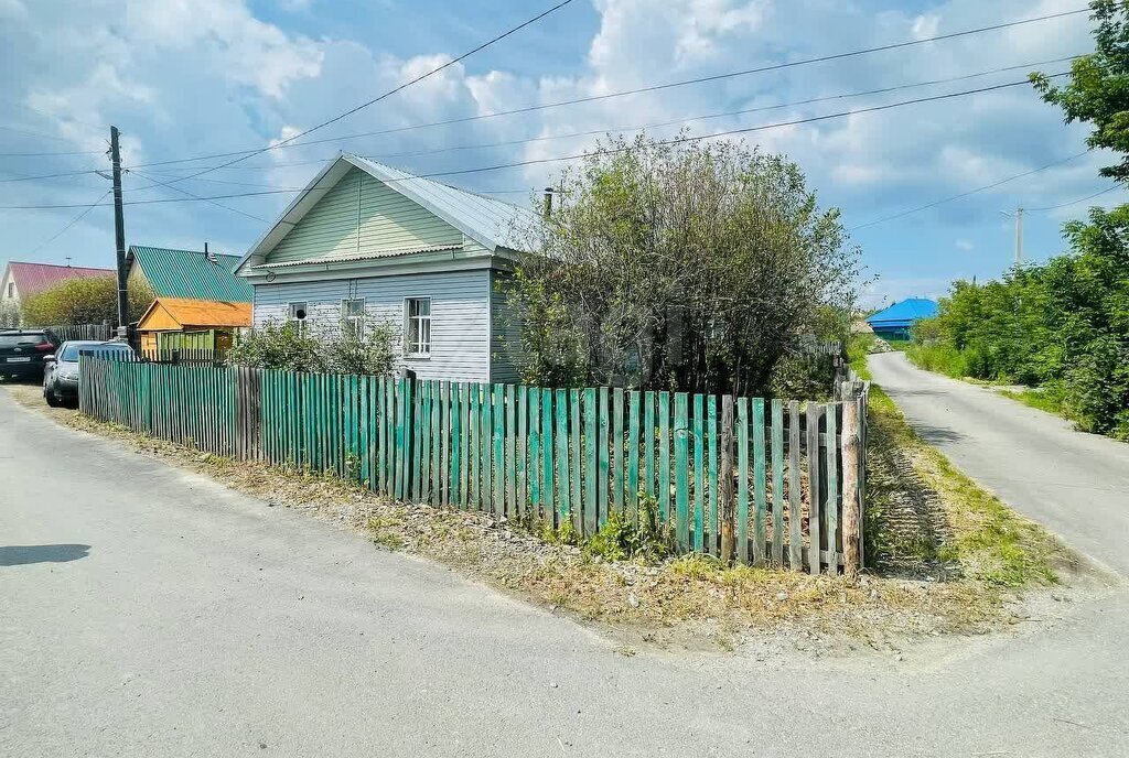 дом р-н Пластовский г Пласт ул Мичурина Пластовское городское поселение фото 1