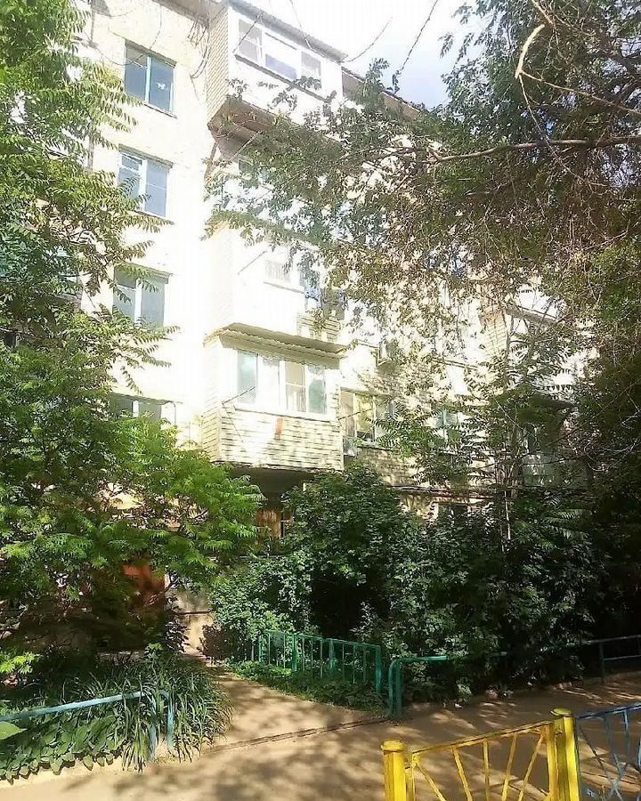 квартира г Астрахань р-н Трусовский ул Тренева 21 фото 2