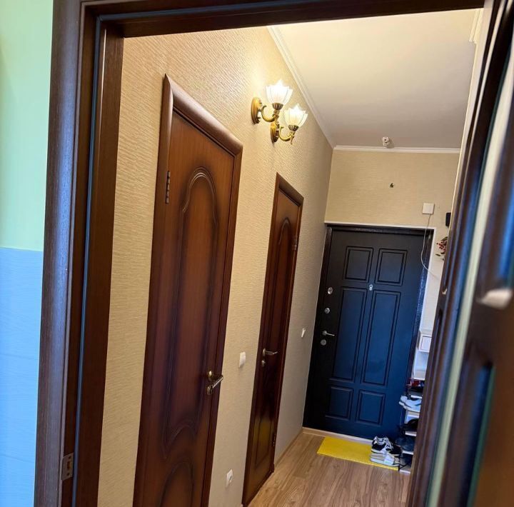 квартира г Сургут ул Ивана Захарова 2/1 квартал 30Б фото 12
