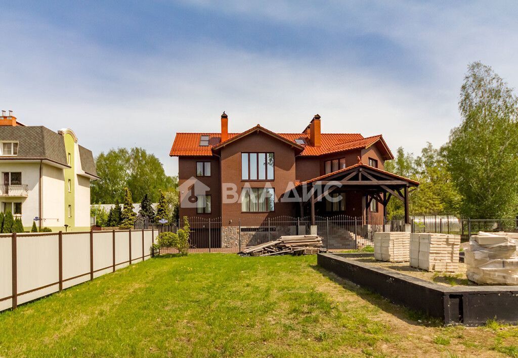 дом г Калининград р-н Московский пер Ладушкина 3а фото 1