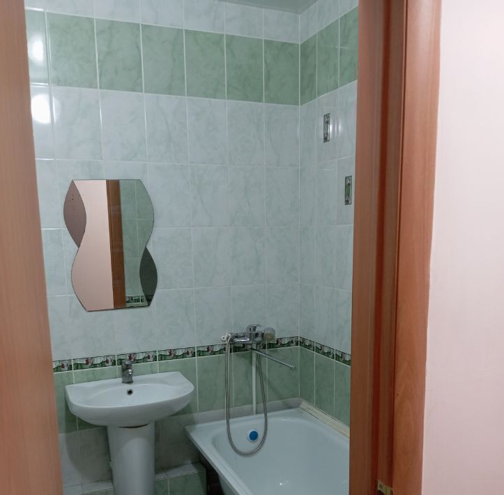 квартира г Курган б-р Солнечный 26к/1 фото 5