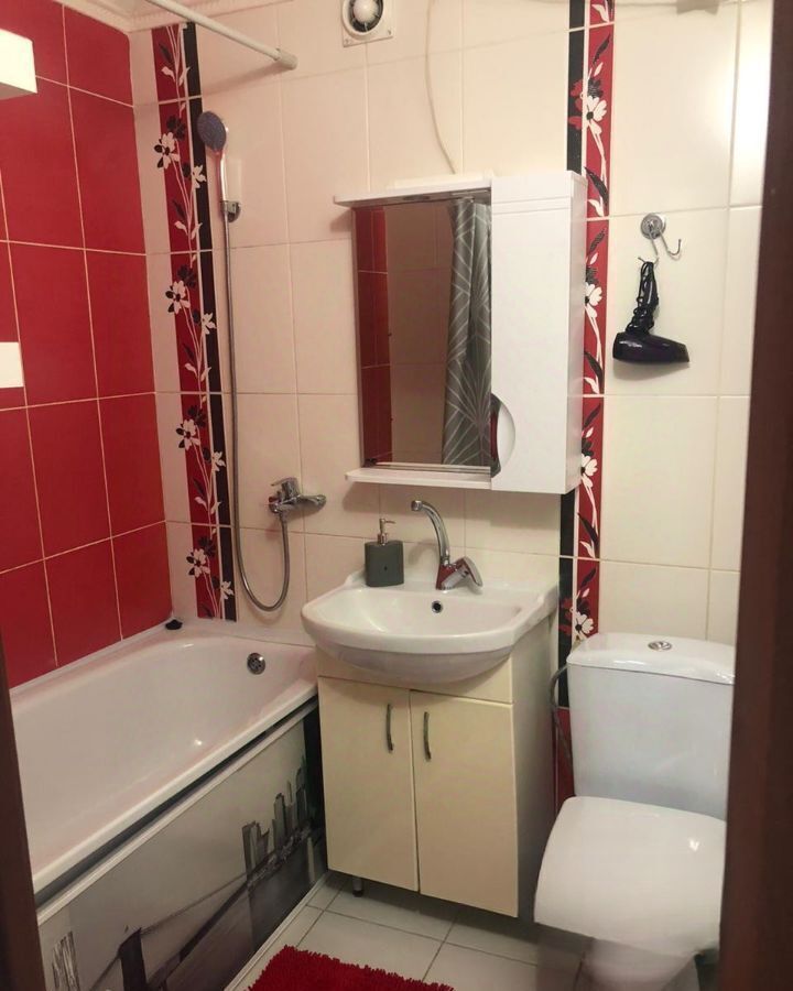 квартира г Омск р-н Кировский ул Дианова 33б Кировский АО фото 8