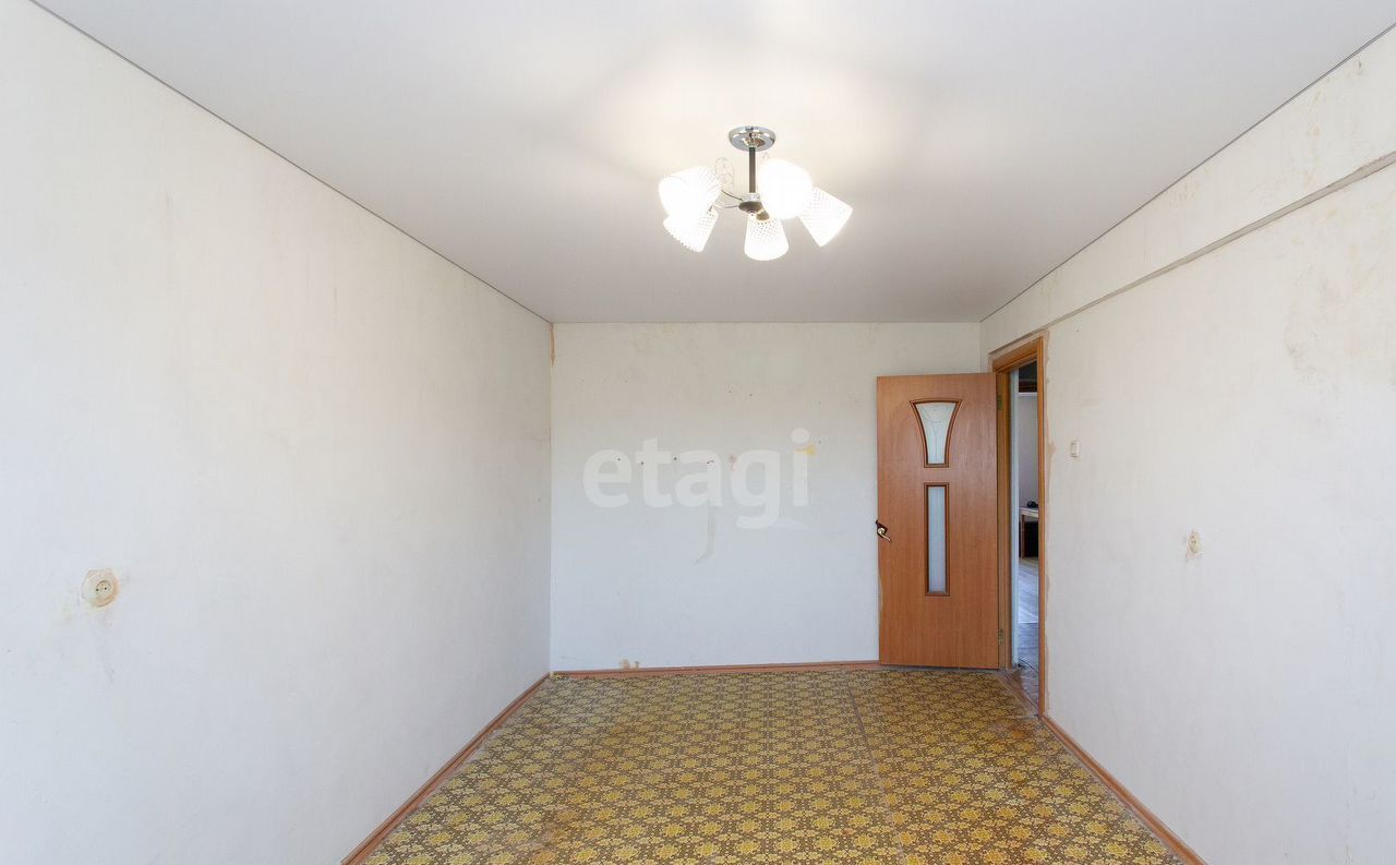 квартира г Тобольск 4-й мкр-н, 7 фото 2