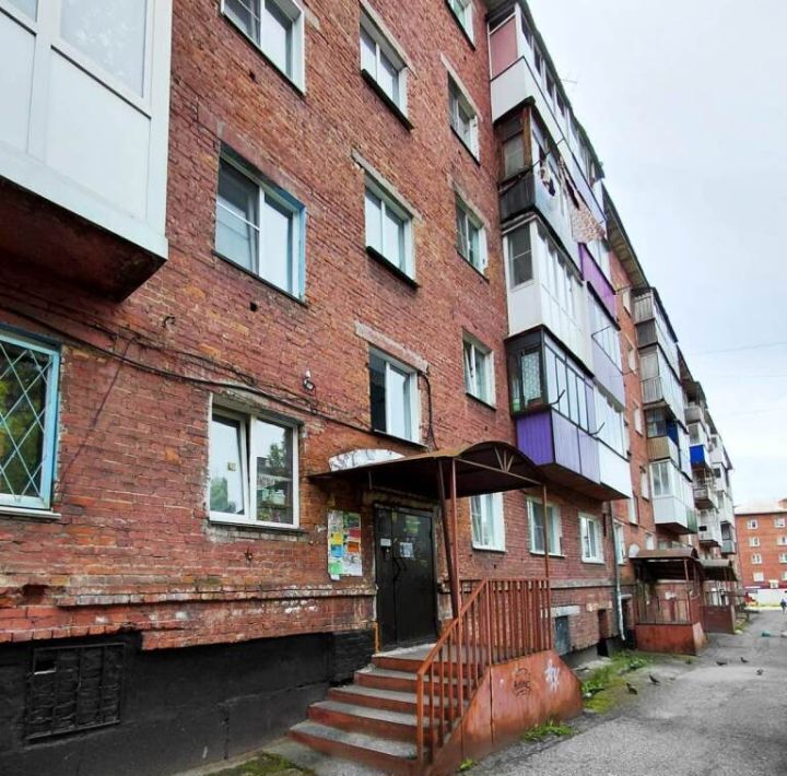 квартира г Осинники ул Победы 29 фото 16