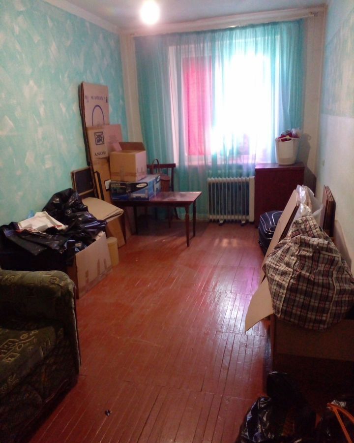 квартира р-н Россошанский г Россошь пл Октябрьская 72а городское поселение Россошь фото 1