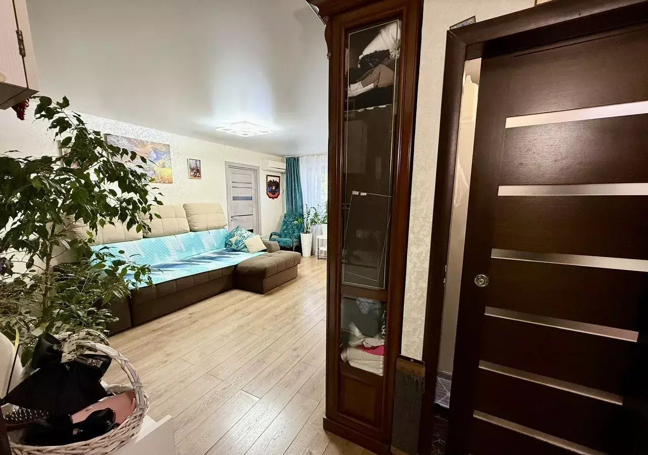 квартира г Волгоград р-н Дзержинский пр-кт Маршала Жукова 135 фото 14