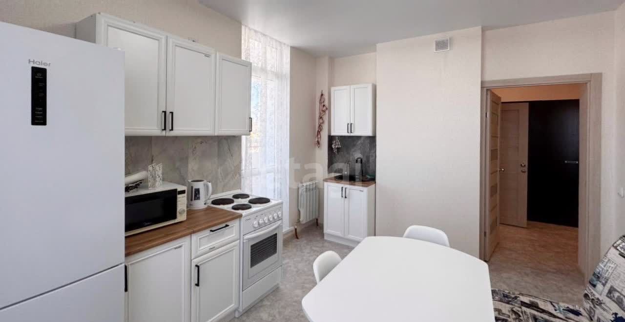 квартира г Ханты-Мансийск Самаровская ул., 8к 1 фото 2