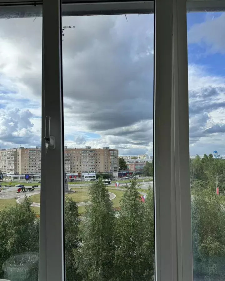квартира г Сургут р-н Центральный пр-кт Ленина 33 Тюменская обл. фото 8