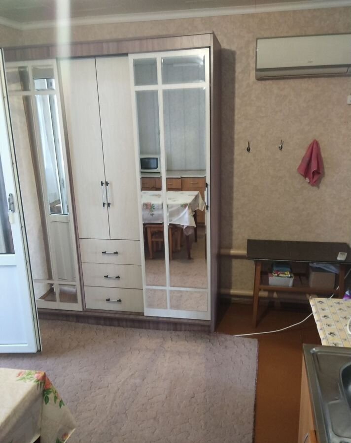 комната г Энгельс ул Демьяна Бедного 5 Энгельсский р-н, муниципальное образование фото 1