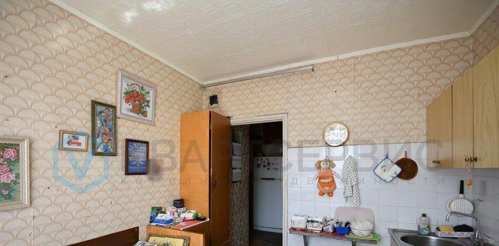 квартира г Омск р-н Кировский ул Дианова 18к/1 фото 8