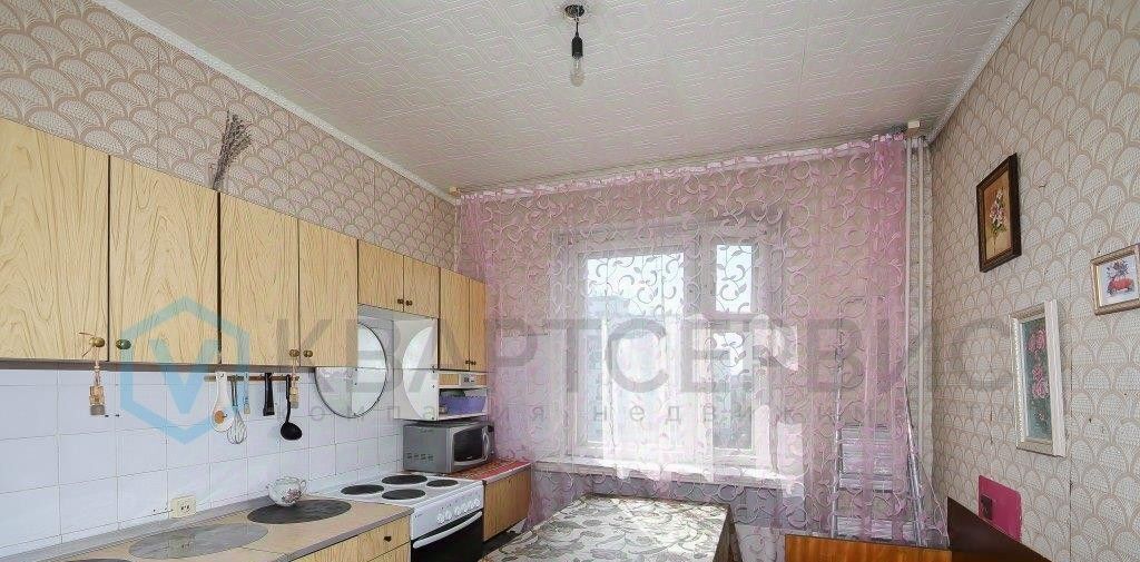 квартира г Омск р-н Кировский ул Дианова 18к/1 фото 7