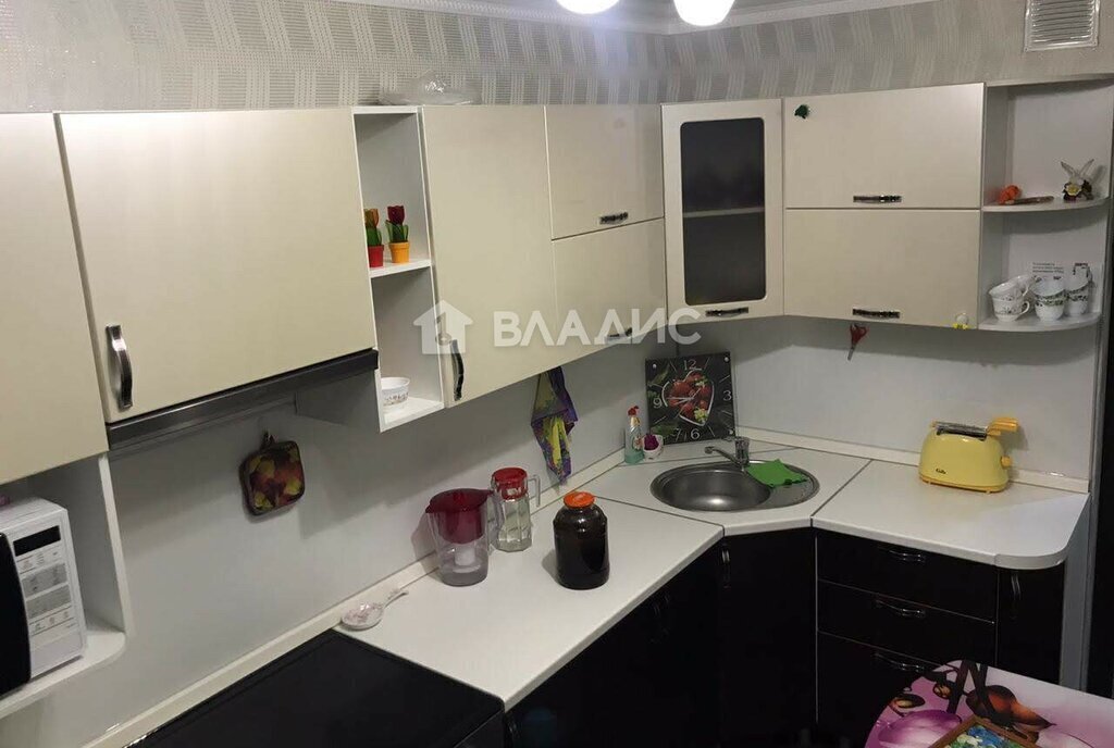 квартира г Тобольск мкр 7а 47 фото 10