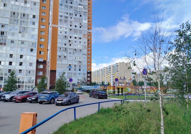 машиноместо р-н Восточный ул Мелик-Карамова 40/2 Сургут, Тюменская обл. фото