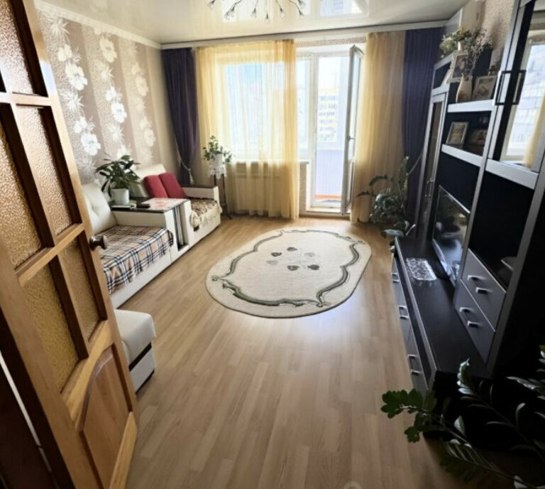 квартира г Батайск ул Октябрьская 122 фото 1