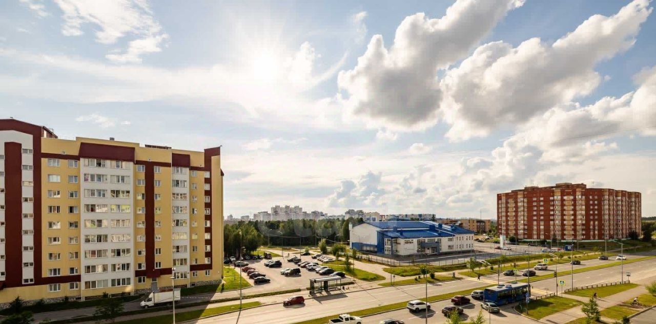 квартира г Сургут ул Ивана Захарова 18/1 31Б фото 6