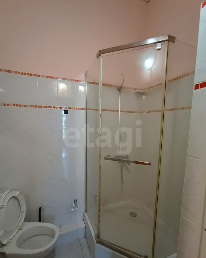 квартира г Ростов-на-Дону р-н Октябрьский ул Ларина 3 фото 5