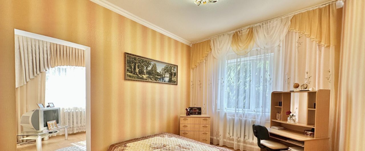 дом р-н Курганинский г Курганинск ул Лучезарная фото 2
